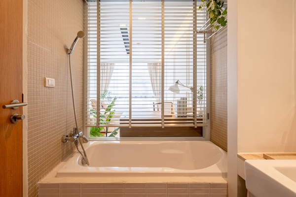 The Nest Ploenchit | Newly Renovated 1BR in Prime CBD — Move-in Ready Tel 062-992-5599 7