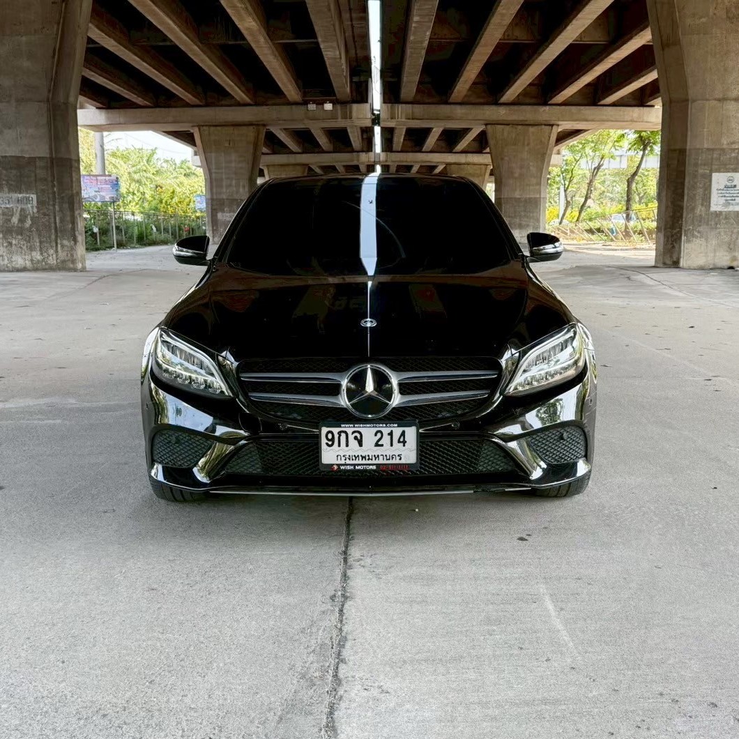 Mercedes-Benz  C220d W205 AT ปี 2019 รถมือสอง ขายถูก 2