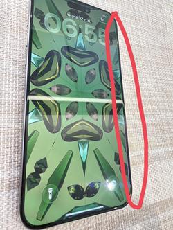iPhone 14 Pro Max 512 หน้าจอเป็นเส้นริมสุดขวามือ แบต 100