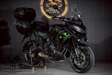 KAWAZAKI versis 650 2020