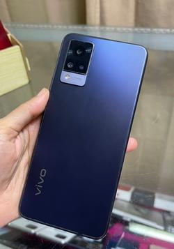 Vivo V21 มือสอง