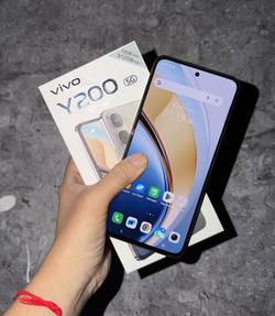 Vivo Y200 5G แรม12+12/512กิ๊ก