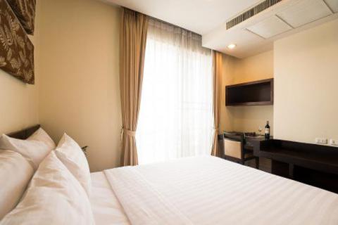 4 star hotel at Ratchada for rent, monthly rental for two bed room 79 sqm full service, rare price รูปที่ 5