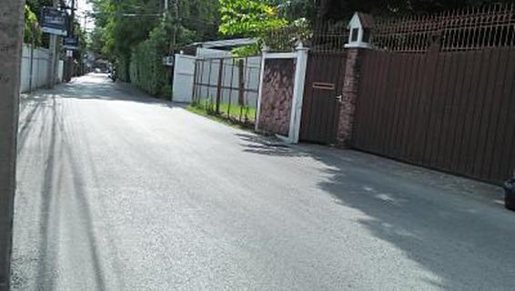 vacant land for sale Small plot suitable for making a single house, Phra Khanong, at the beginning of Soi รูปที่ 4