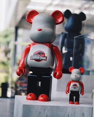 BEARBRICK JURASSIC PARK | ENNXO