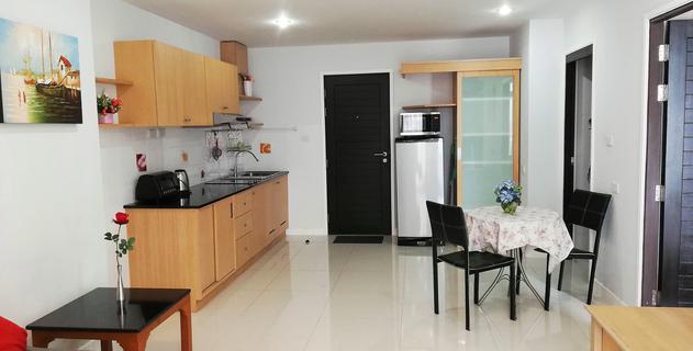 Furnished Condo near Cmu 7th floor.Ready to move in. รูปที่ 1