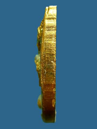เหรียญหยดน้ำยอดขุนพล เนื้อทองคำ หลวงปู่โต๊ะ ปี 2521...สวยเดิม รูปที่ 4