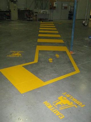 งานตีเส้นจารจรภายในโรงงาน Walkway Forklift รูปที่ 6