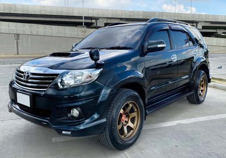 Toyota fortuner champ 2.5 V 2WD auto 2014 รูปที่ 1