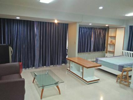 Condo For Rent  Royal Park Phaholyothin8 can walk to BTS Ari  5 minute  รูปที่ 2