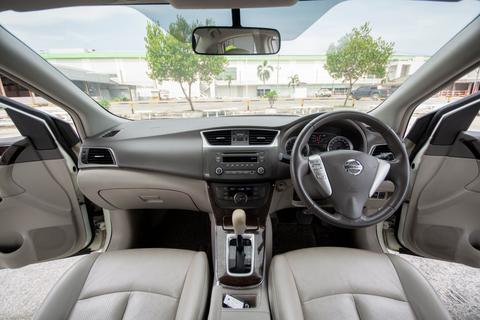 Nissan Silphy 1.6 V เบนซิน+Lpgความหรูคลาสสิคยืนหนึ่ง ลงตัว กว้างนั่งสบาย ในราคาย่อมเยาว์  รูปที่ 4