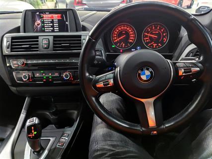 2016 BMW 118i M Sport สีน้ำเงิน เกียร์ออโต้ Top สุด  รูปที่ 1