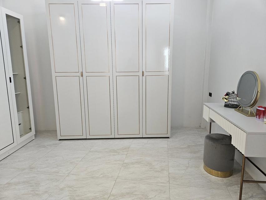 🏖️ Pool Villaชั้นเดียวในโครงการ ทำเลใกล้กาดฝรั่ง นานาชาติLIS #หางดง – ราคา 48,000 บาท/เดือน✨ 卖家具齐全 3 卧室 2 卫生间 – 租金 48,000 泰铢/月 ✨ 19