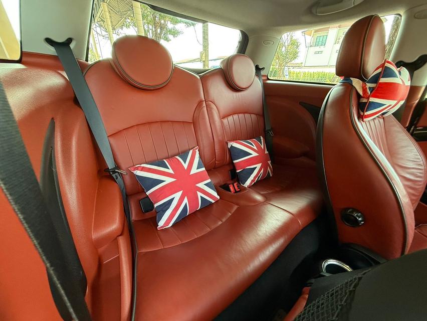 รหัสรถ NKG9257 MINI COOPER S JCW R56 A/T  ปี 2008 11