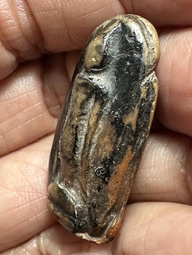 องค์ละ1850🙏พระกำแพงเปิดโลกยืนตอ เนื้อผ่านดำเขียว🙏พระกำแพงลีลาเม็ดขนุน รูปที่ 5