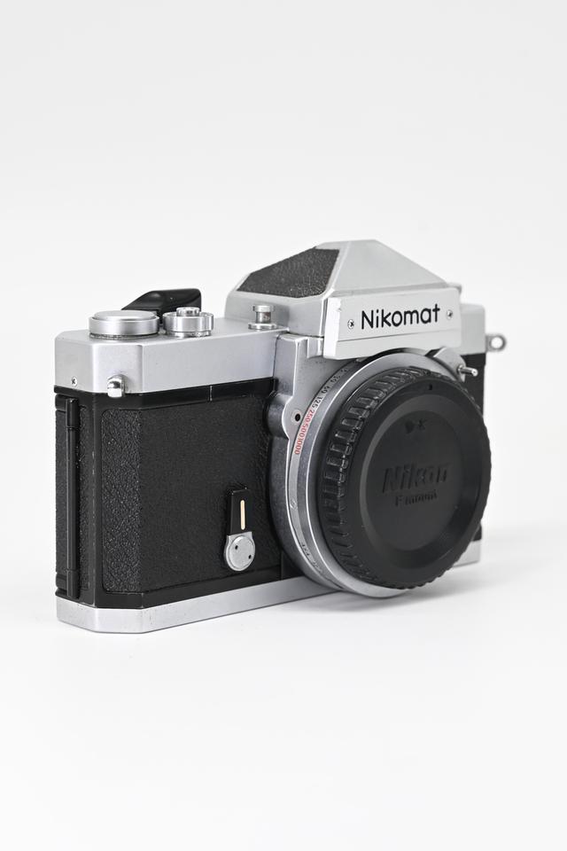 บอดี้กล้องฟิล์ม NIKOMAT FTN 12