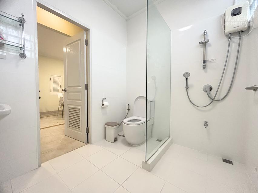 ขายบ้านเดี่ยว หมู่บ้านเมืองทอง 2 โครงการ 3 พัฒนาการ 53 สไตล์ Old Money ออกแบบโดยสถาปนิกชั้นนำ ขนาด 158 ตร.วา ใกล้รถไฟฟ้าหัวหมาก 2 สาย 11