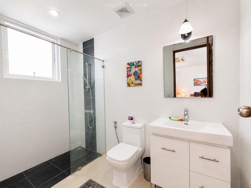 For Rent — Executive Pool Villa in Prime Family NeighborhoodLovely executive pool villa for rent in a quiet and convenient neighborhood. 12