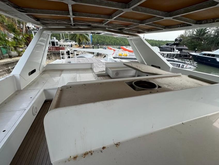 2001 -ALUMINUM YACHT BROWARD 108 FEET 2