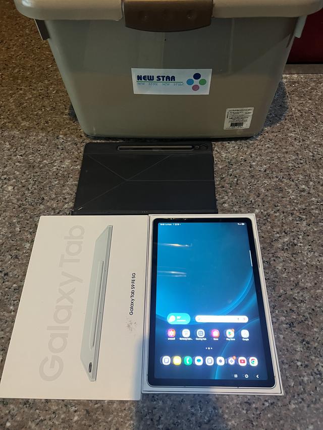 ขายๆๆๆถูกSamsungTabS9FE 5G สีMint128กิ๊กLTEใส่ซิมได้มีกล่องอีมี่ตรงสภาพสวยการใช้งานดีเยี่ยมทุกๆฟังชั่นเครื่องรีสโตได้ตลอดไม่มีติดแอคเค้าใดๆคับ ( จอสวย