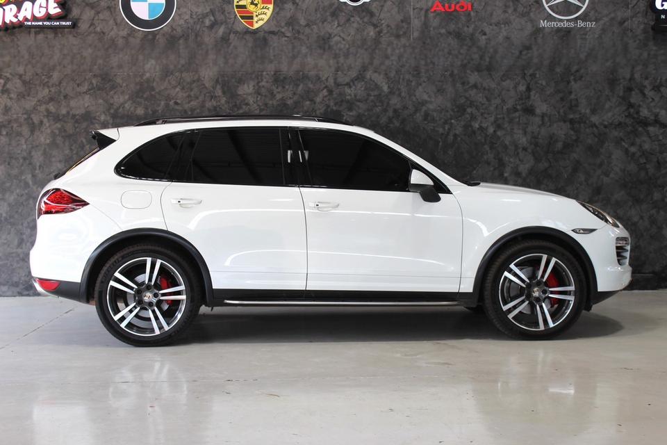 รหัสรถ JRS4701 📌 Porsche Cayenne S Hybrid ปี 2013