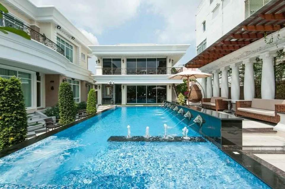 ขายคฤหาสน์หรูใจกลางกรุงเทพ ที่ดิน 517 ตร.วา ซอยจตุรทิศ ดินแดง 3