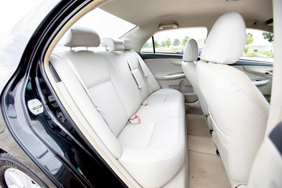 Toyota Altis 1.6E CNG ปี 2011 สีดำ   13