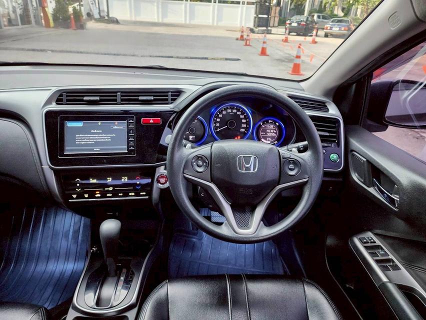 ขาย Honda City 1.5SV ปี17 8