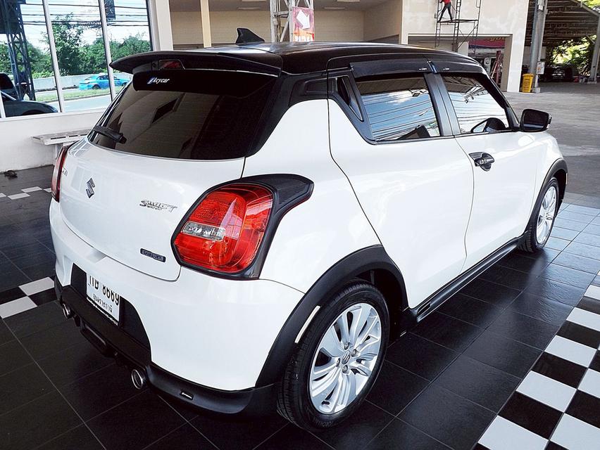 รหัสรถ KCY8669 SUZUKI SWIFT ECO 1.2 GLX NAVI AUTO ปี 2019 สีขาวมุก-ดำ