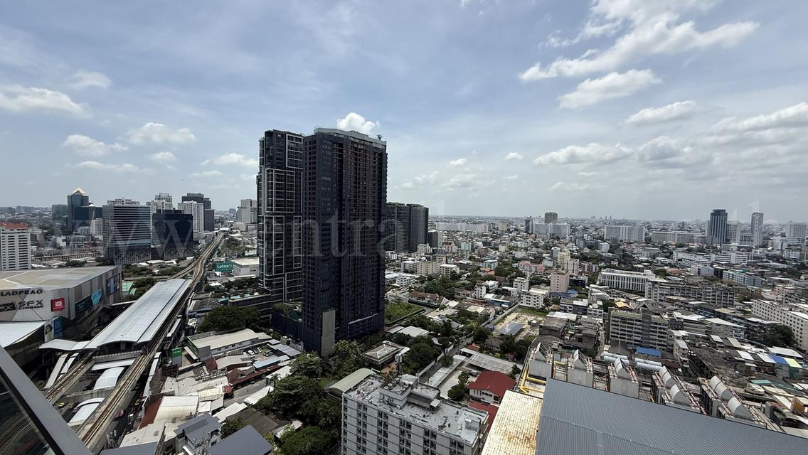 คอนโด เดอะ เครสท์ พาร์ค เรสซิเดนเซส ใกล้ MRT พหลโยธิน 9