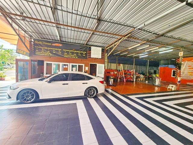 โชว์รูม ร้านค้าที่พักลูกค้า 1 ไร่ 1,600ตร.ม. ห้องเคลือบแก้ว 6นอน 6น้ำ เดอะมอลล์บางกะปิ 1กม. ใกล้ศูนย์การค้าบางกะปิ 4