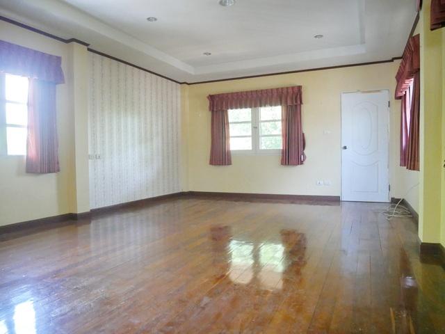 ขายบ้านเดี่ยว หมู่บ้านสี่ไชยทอง3 ซอย แจ้งวัฒนะ-ปากเกร็ด 24 ถนนแจ้งวัฒนะ ตำบลบางตลาด อำเภอปากเกร็ด นนทบุรี ใกล้ห้างเซ็นทรัล แจ้งวัฒนะใกล้ห้างบิ๊กซี 4