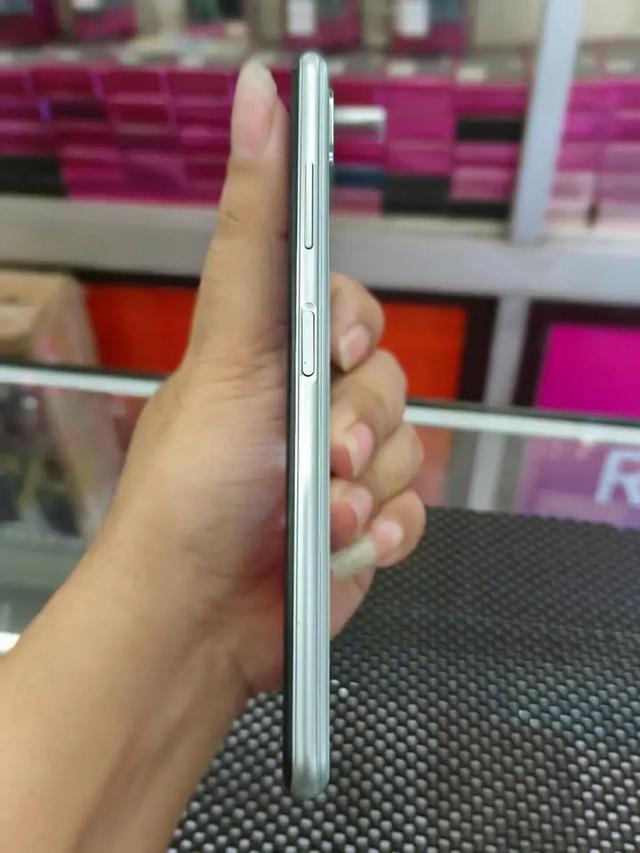 มือถือสภาพนางฟ้า Samsung Galaxy A22 4