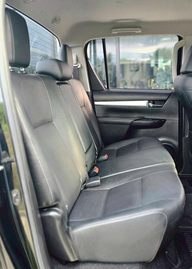 Toyota Revo 2.4G ปี19 15