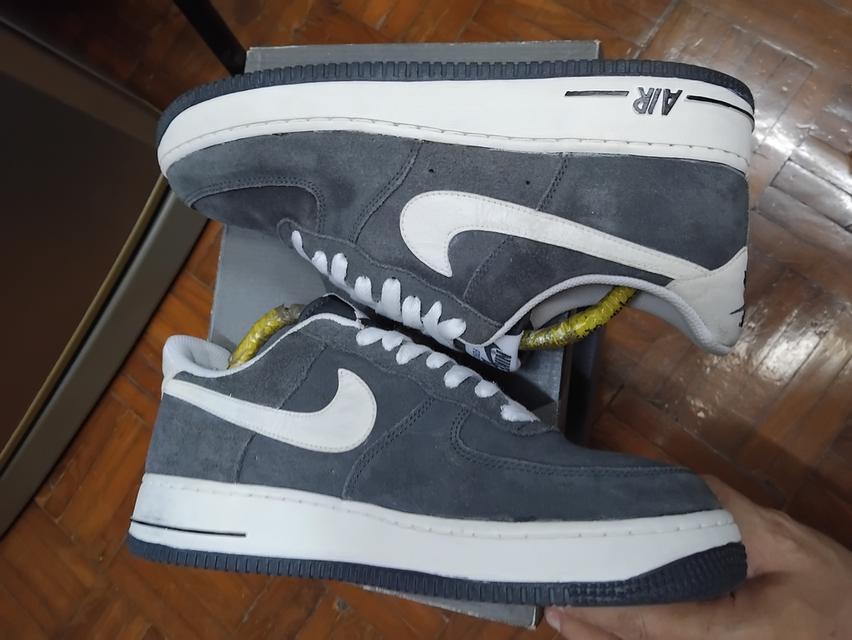 NIKE AIR FORCE 1LOW EUR 43/27.5สวยไม่มีตำหนิ490ค่าส่ง50 รูปที่ 6