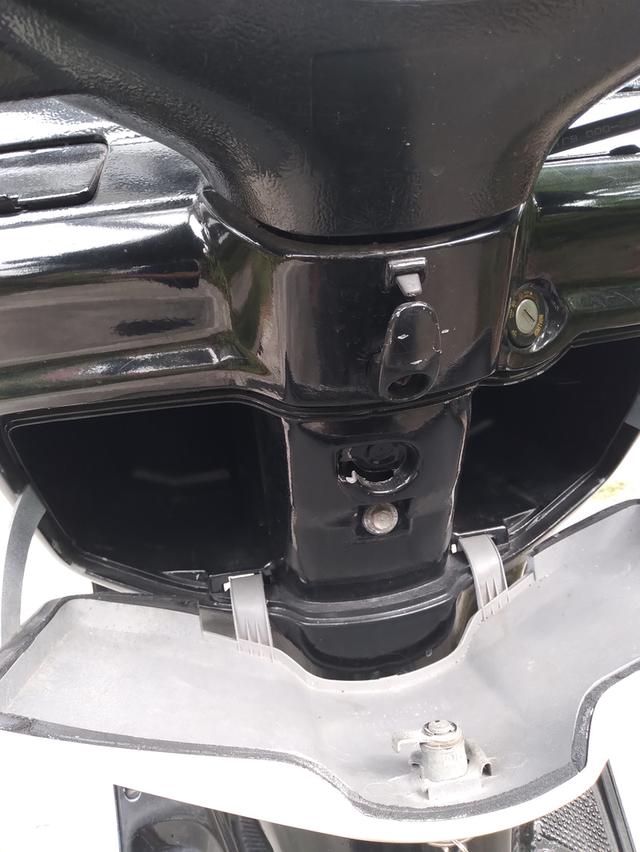 รถป๊อป Honda Cabinat 50 cc มีหลังคาใว้ส่งลูกไปโรงเรียน