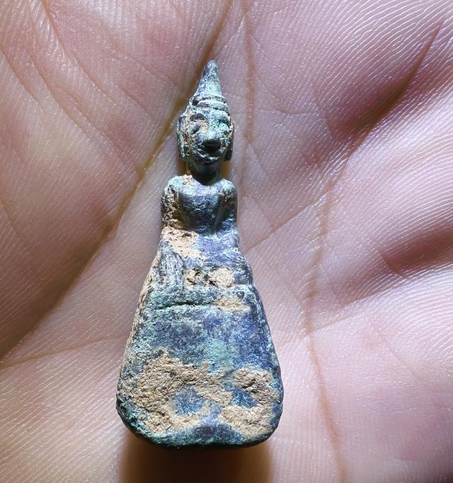 พระเชียงรุ้งเนื้อสนิมหยกรุ ดอนวัด รูปที่ 5