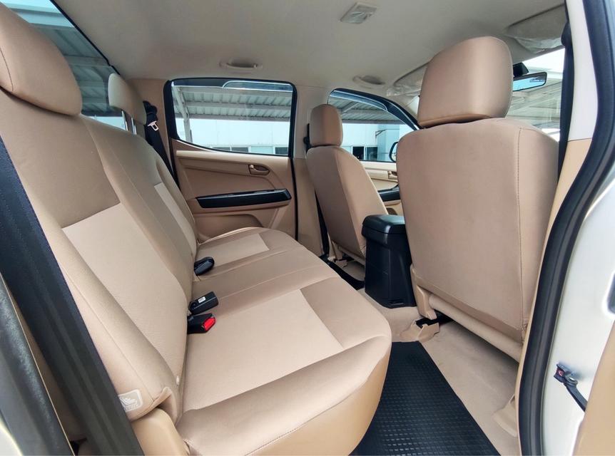 รหัสรถ CAT3695 2017. Isuzu D-MAX cab MNC 1.9 Ddi 4CAB MT  15
