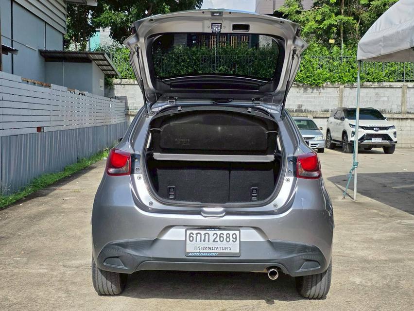 Mazda 2 1.3 Sport high plus ปีจด 2017 ไมล์ 4x,xxx km.