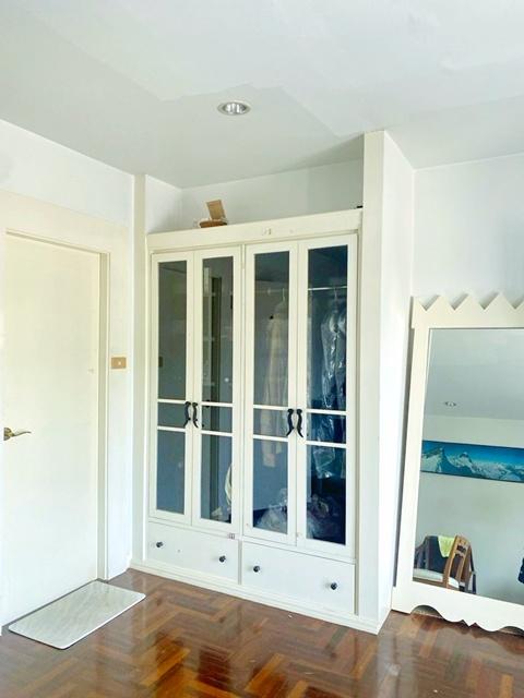 ให้เช่าทาวน์โฮม 3 ชั้น 4นอน หรูมาก รัชดาภิเษก40-48 BTSรัชโยธิน 800 ม. พร้อมเฟอร์ฯครบครัน 22ตร.วา. 264 ตร.ม. 3 น้ำ โฮมออฟ 8