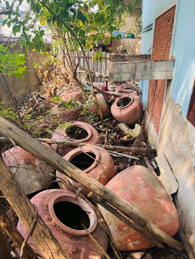 โอ่งแดงดินเผา ใช้งานได้ปกติ ดูของได้สมุทรปราการครับ