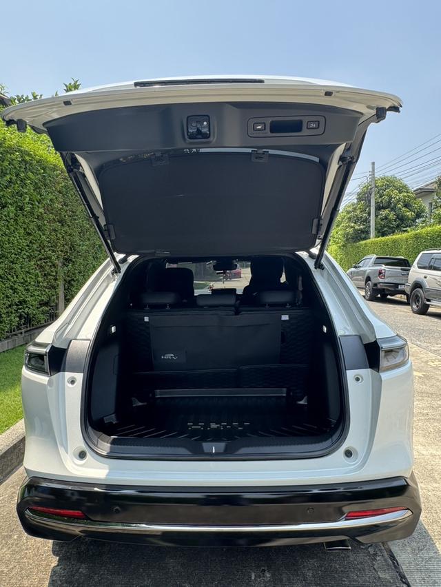 ขายรถ Honda HRV e:Hev 1.5RS รุ่น Top ราคาต่อรองได้ รูปที่ 6