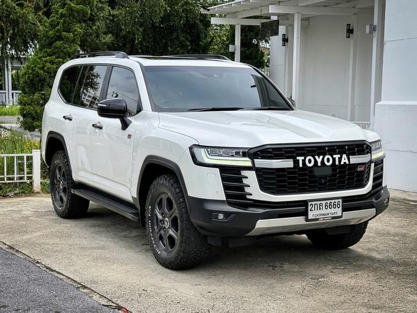 Toyota Land Cruiser LC300 GR Sport ปี 2022 รูปที่ 1