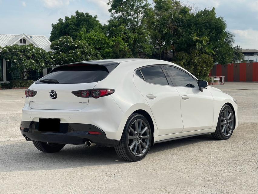 Mazda 3 2.0 SP Hatchback ปี 2020 สีขาว  5