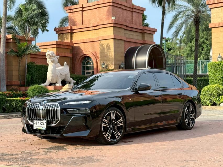 รหัสรถ PJP7287 📌2022 BMW i7 xDrive60 M-Sport (First Edition)