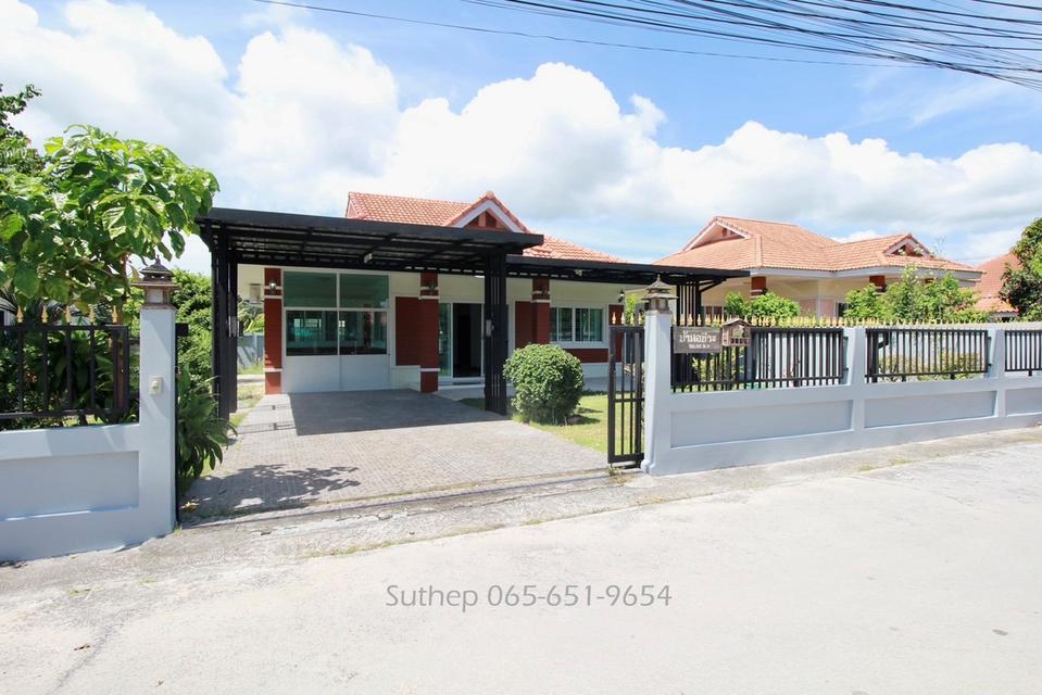 ขายบ้านเดี่ยว 100 ตร.วา หมู่บ้านเทพรัฐ 1 ใกล้นิคมฯ เอเซียและโลตัสใหญ่ บ้านฉาง ระยอง(ทาสีใหม่ทั้งหลัง) 1