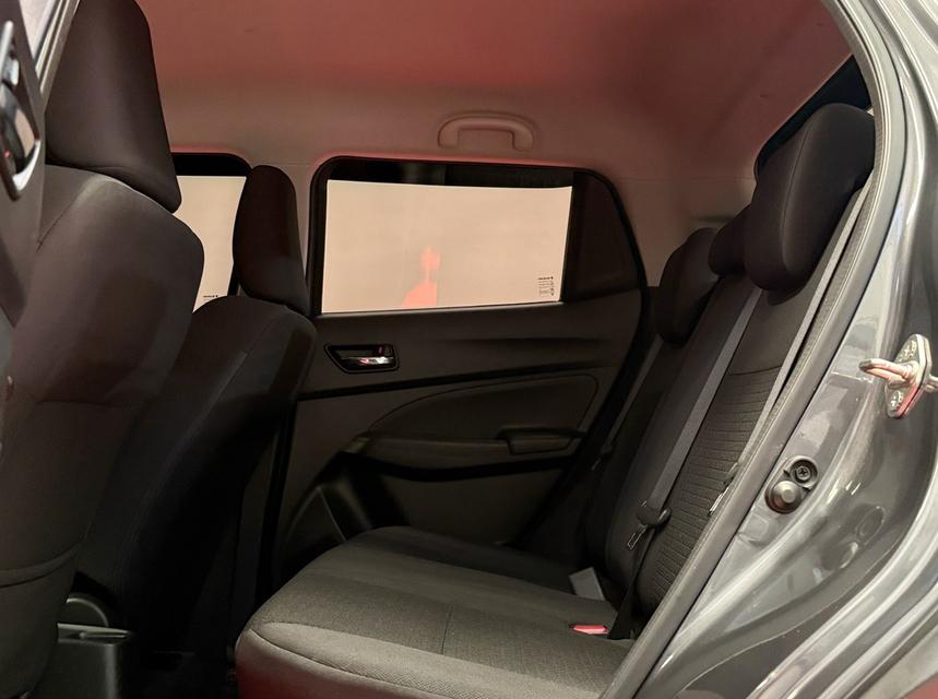 2020 SUZUKI SWIFT GLX รุ่น TOP สุด รถมือเดียวออกป้ายแดง รถวิ่งน้อยเพียง 50,000 กม ประวัติ SERVICE ครบ รถไม่เคยมีอุบัติเหตุครับ รูปที่ 14