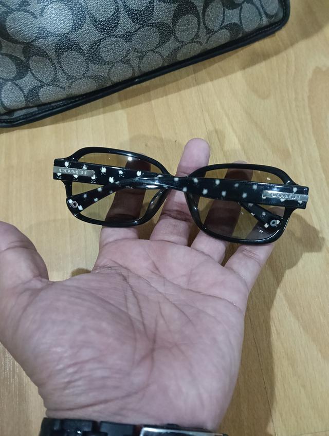 แว่นกันแดด coach มือสอง รูปที่ 3