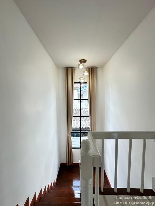 ฟลอร่าวิลล์ สุวินทวงศ์ 15