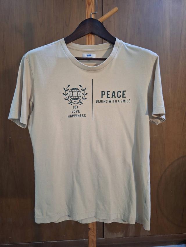 เสื้อผ้ามือสอง และของมือสอง